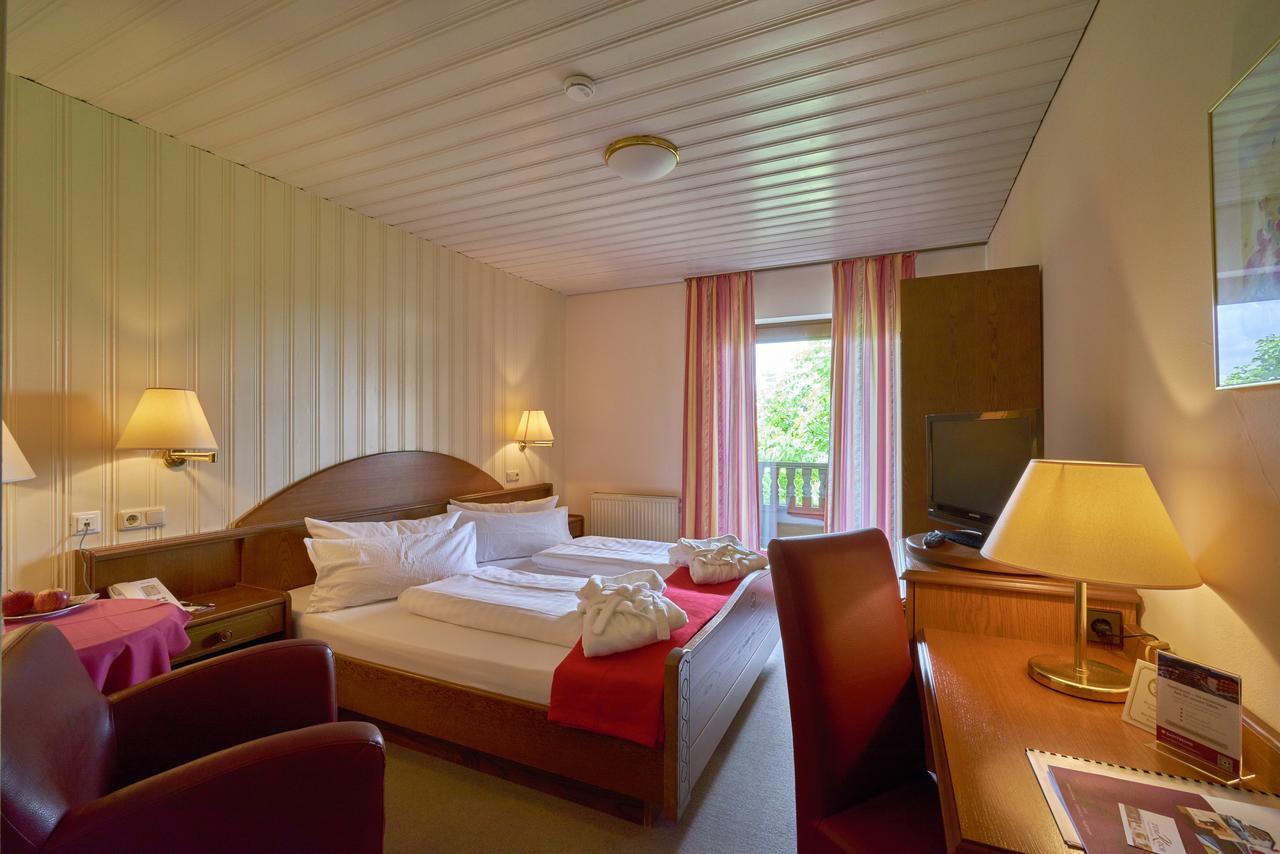 Wellnesshotel Zum Koch Ortenburg Exterior foto