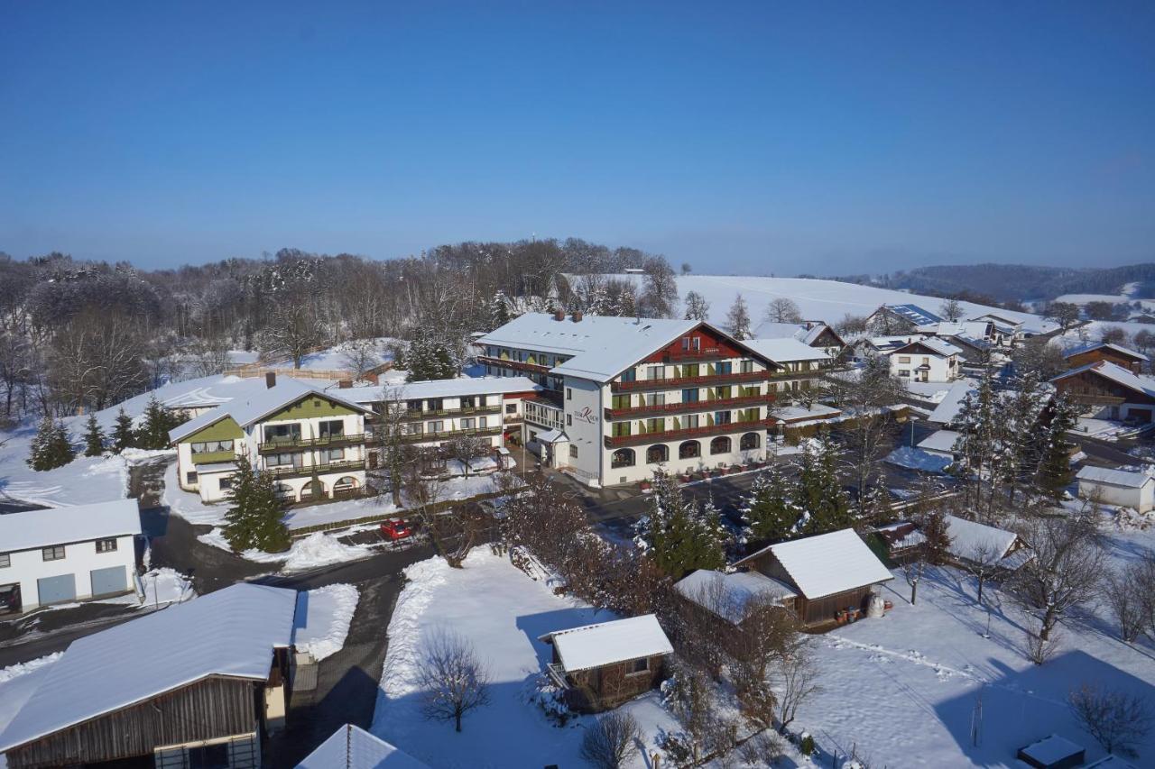 Wellnesshotel Zum Koch Ortenburg Exterior foto