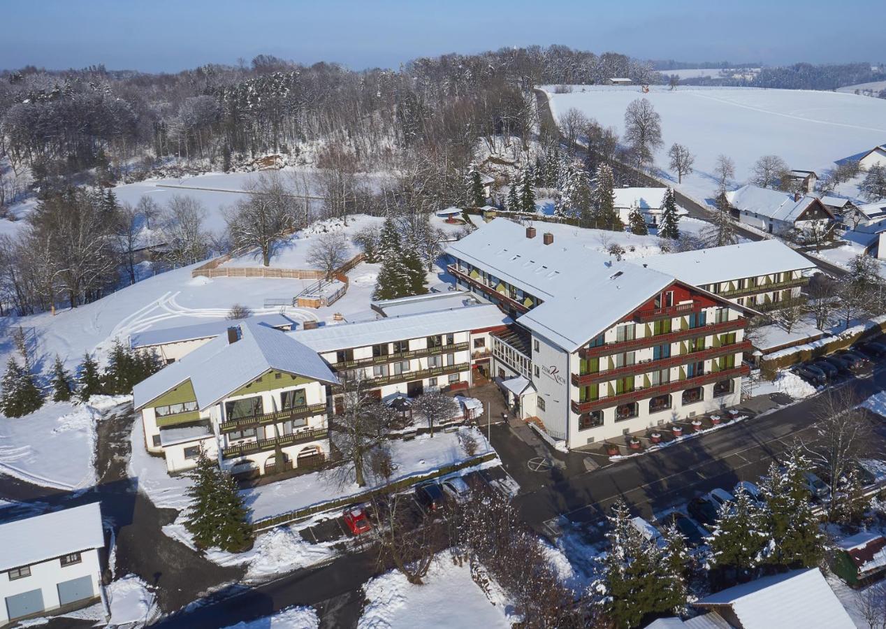 Wellnesshotel Zum Koch Ortenburg Exterior foto